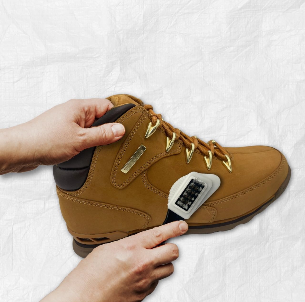 Suede and nubuck cleaning brush suitable for shoes, boots, bags, furniture, and delicate fabrics
